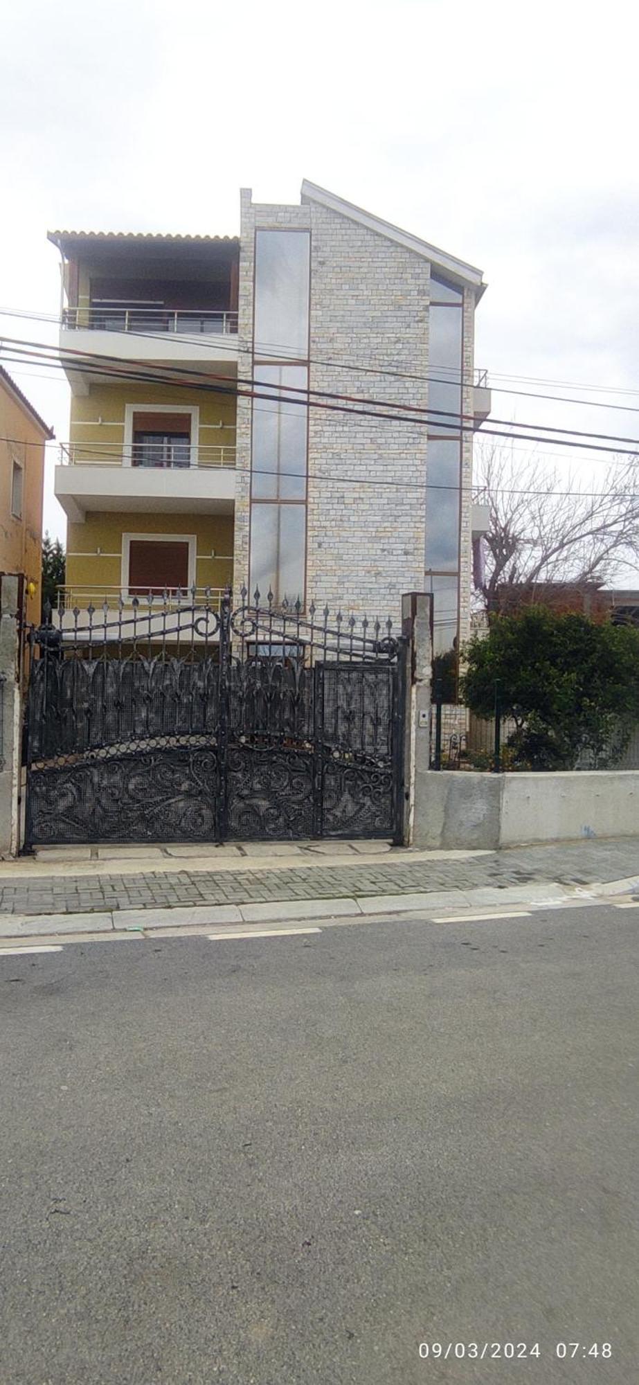 Vini Villa Vlorë